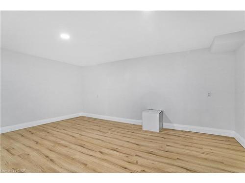 3 Northgate Drive, Welland, ON - Indoor Photo Showing Other Room