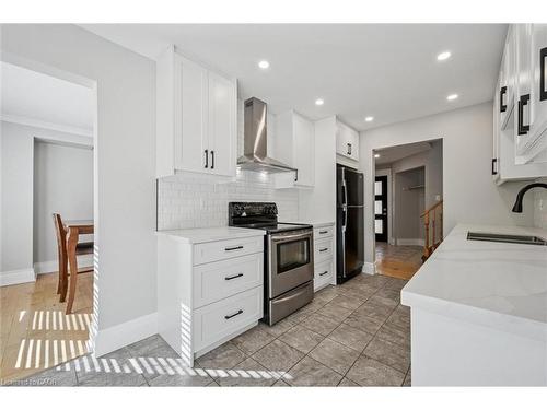 55 Enfield Drive, Cambridge, ON - Indoor Photo Showing Kitchen