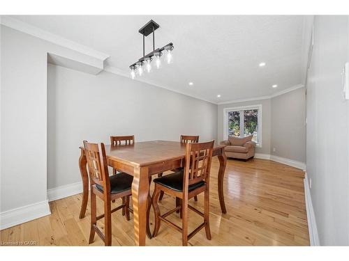 55 Enfield Drive, Cambridge, ON - Indoor Photo Showing Dining Room
