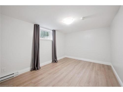 357 Grangewood Drive, Waterloo, ON - Indoor Photo Showing Other Room