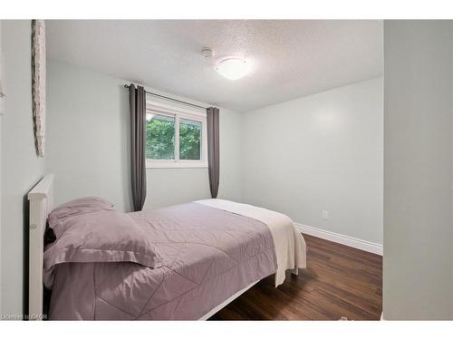 357 Grangewood Drive, Waterloo, ON - Indoor Photo Showing Bedroom