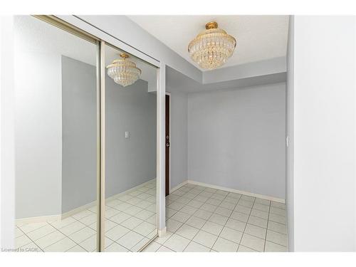 404-495 Highway 8, Stoney Creek, ON - Indoor Photo Showing Other Room