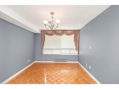 404-495 Highway 8, Stoney Creek, ON - Indoor Photo Showing Other Room