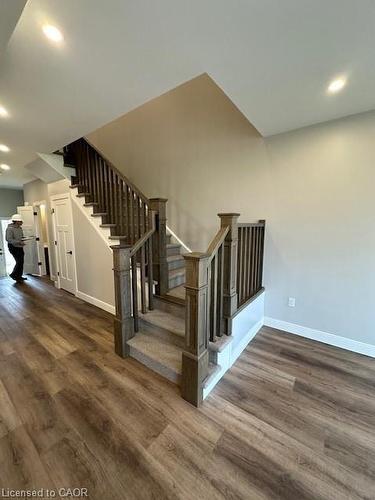 39-40 Walker Road, Ingersoll, ON - Indoor Photo Showing Other Room