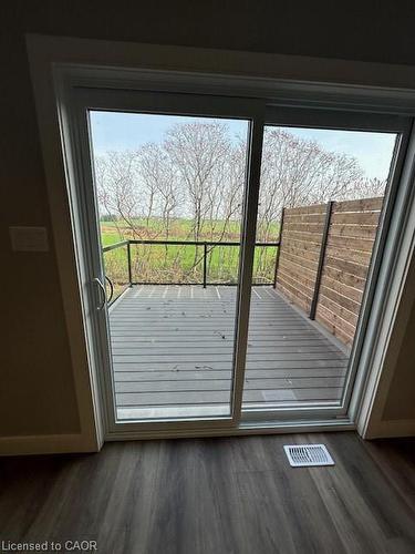 39-40 Walker Road, Ingersoll, ON - Indoor Photo Showing Other Room
