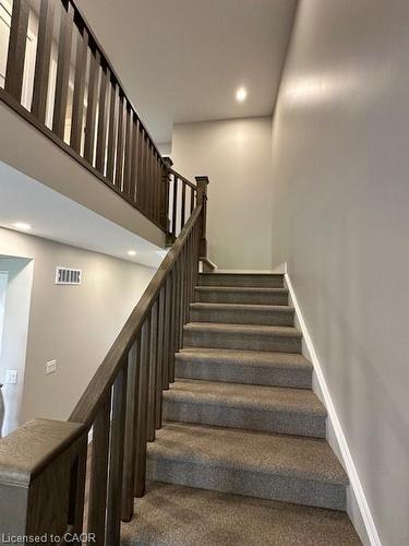 39-40 Walker Road, Ingersoll, ON - Indoor Photo Showing Other Room