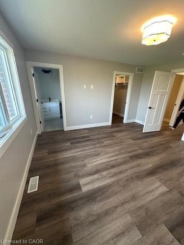 39-40 Walker Road, Ingersoll, ON - Indoor Photo Showing Other Room