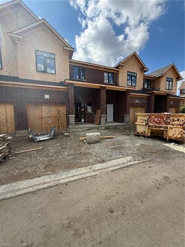 39-40 Walker Road, Ingersoll, ON - Outdoor