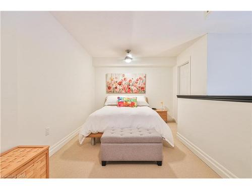 404-185 Robinson Street, Oakville, ON - Indoor Photo Showing Bedroom