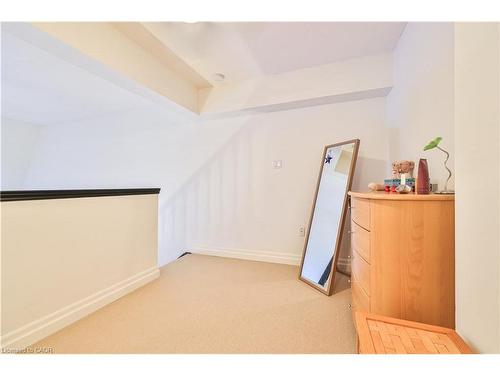 404-185 Robinson Street, Oakville, ON - Indoor Photo Showing Other Room