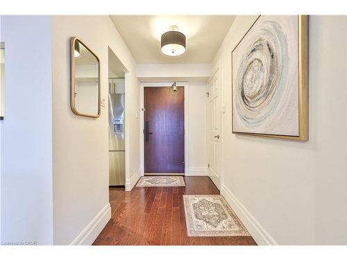 404-185 Robinson Street, Oakville, ON - Indoor Photo Showing Other Room