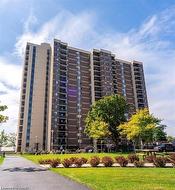 1903-301 Frances Avenue  Hamilton, ON L8E 3W6