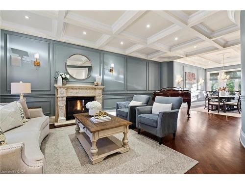172 Boxley Road, Burlington, ON - Indoor Photo Showing Living Room With Fireplace