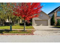 81 Timber Creek Crescent  Fonthill, ON L0S 1E4