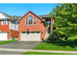 36 Pinecreek Road  Waterdown, ON L8B 0H1
