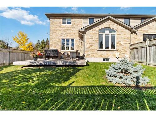 518 Sandcherry Drive, Burlington, ON - Outdoor