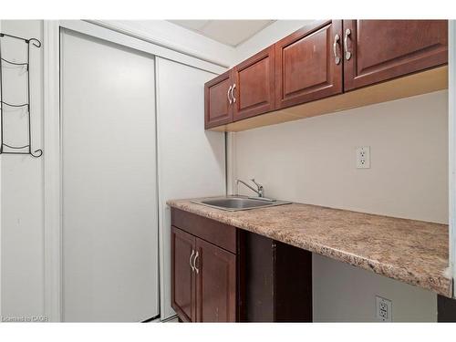 45-2737 King Street E, Hamilton, ON - Indoor Photo Showing Kitchen