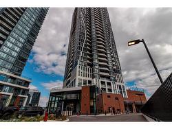 2406-25 Wellington Street S Kitchener, ON N2G 0G5