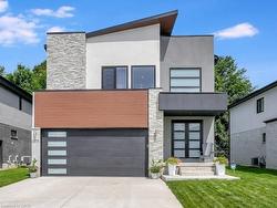 2208 Red Thorne Avenue  London, ON N6P 0E9