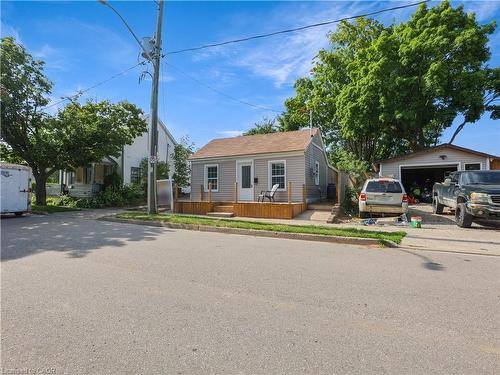 79 Sunnyhill Road, Cambridge, ON - Outdoor