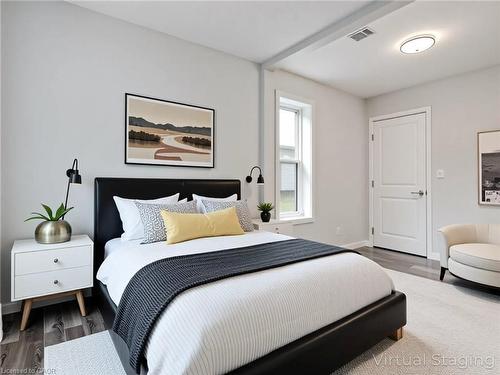 79 Sunnyhill Road, Cambridge, ON - Indoor Photo Showing Bedroom