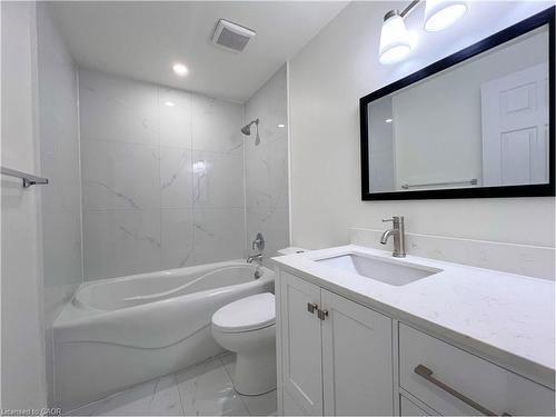 K75-223 Pioneer Drive, Kitchener, ON - Indoor Photo Showing Bathroom