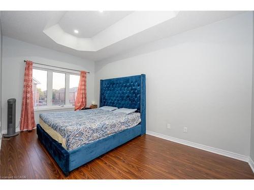 17 Primo Road, Brampton, ON - Indoor Photo Showing Bedroom