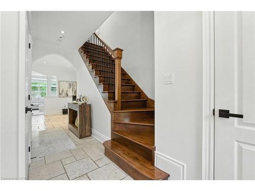 199 Hunter Street W, Hamilton, ON - Indoor Photo Showing Other Room