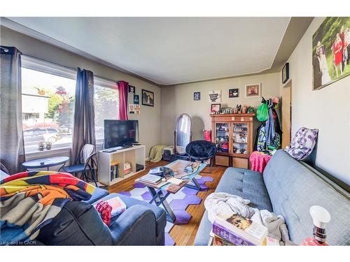 263 Highland Road W, Kitchener, ON 