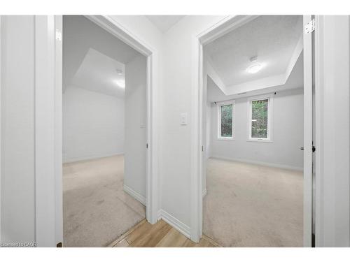 D64-25 Isherwood Avenue, Cambridge, ON - Indoor Photo Showing Other Room