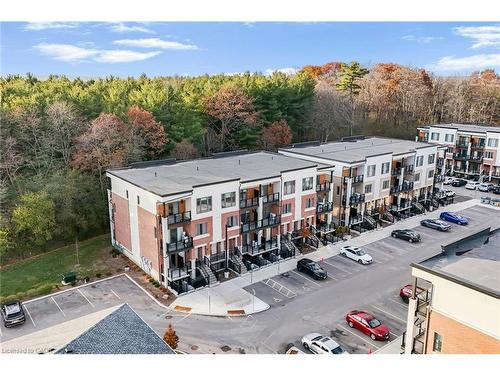 D64-25 Isherwood Avenue, Cambridge, ON - Outdoor