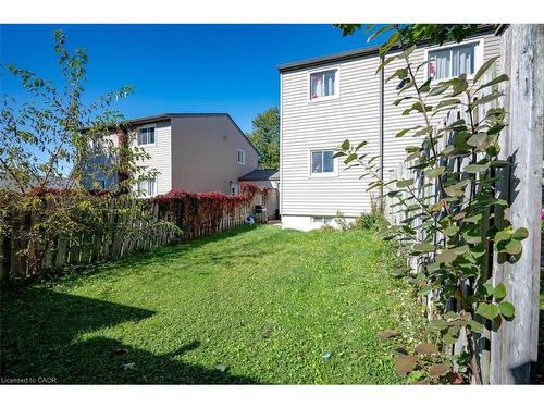 168 Silver Aspen Crescent, Kitchener, ON - Outdoor