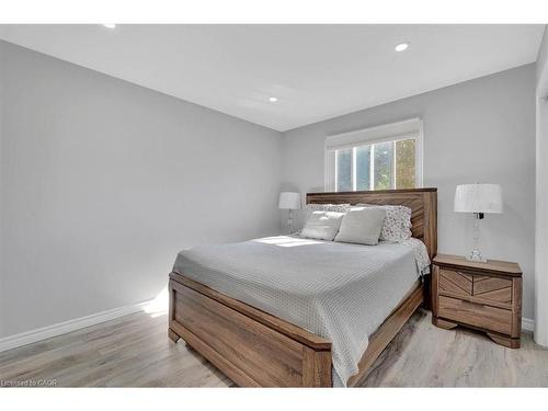 168 Silver Aspen Crescent, Kitchener, ON - Indoor Photo Showing Bedroom