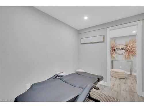 168 Silver Aspen Crescent, Kitchener, ON - Indoor Photo Showing Other Room