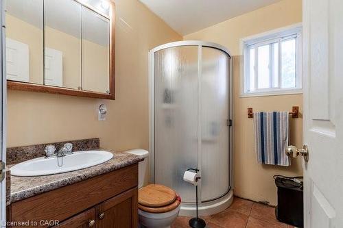 8380 Highway 3 Street, Dunnville, ON - Indoor Photo Showing Bathroom