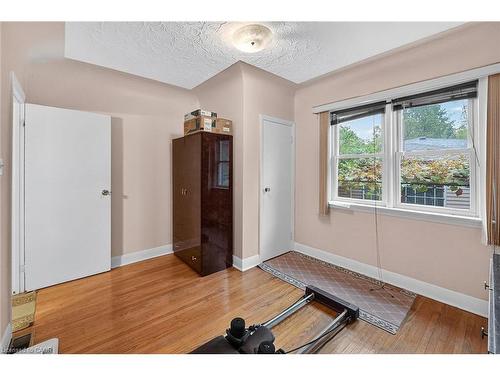292 Glenholme Avenue, Hamilton, ON - Indoor Photo Showing Other Room