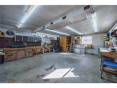 224 King Hiram Street, Ingersoll, ON - Indoor Photo Showing Garage