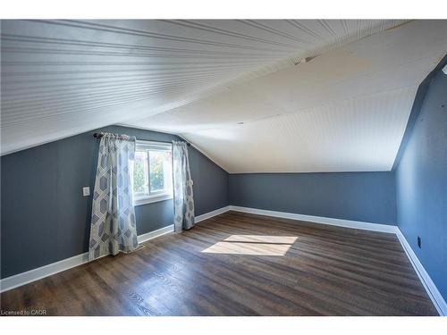 224 King Hiram Street, Ingersoll, ON - Indoor Photo Showing Other Room