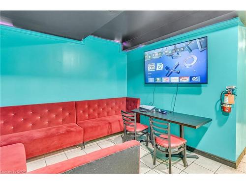 612 King Street E, Kitchener, ON 