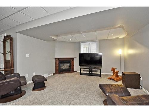 35 Haddaway Court, Cambridge, ON - Indoor With Fireplace