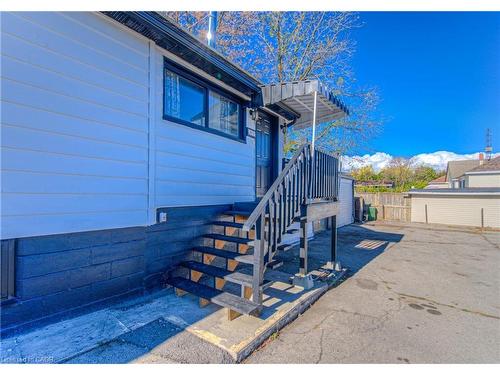 495 Melvin Avenue, Hamilton, ON - Outdoor