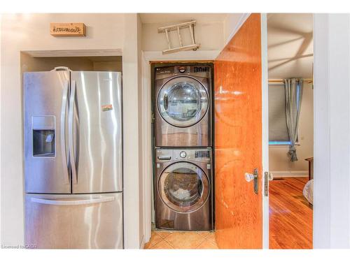 495 Melvin Avenue, Hamilton, ON - Indoor Photo Showing Laundry Room