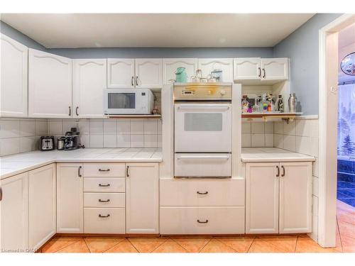 495 Melvin Avenue, Hamilton, ON - Indoor Photo Showing Kitchen
