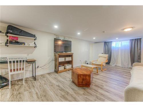 495 Melvin Avenue, Hamilton, ON - Indoor