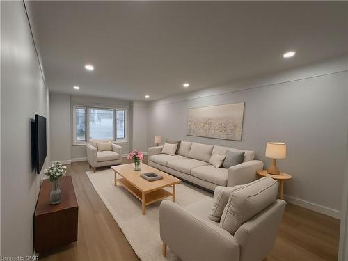 232 Rodgers Road, Hamilton, ON - Indoor Photo Showing Living Room