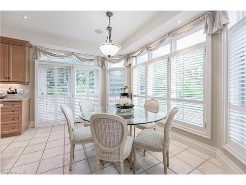 338 River Oak Place, Waterloo, ON - Indoor Photo Showing Dining Room