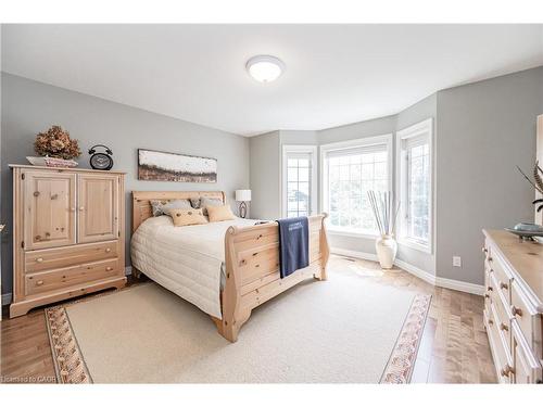 338 River Oak Place, Waterloo, ON - Indoor Photo Showing Bedroom