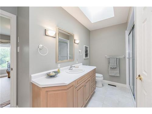 338 River Oak Place, Waterloo, ON - Indoor Photo Showing Bathroom