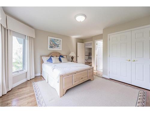338 River Oak Place, Waterloo, ON - Indoor Photo Showing Bedroom