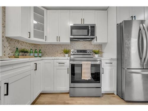 1717 Severn Avenue, Cambridge, ON - Indoor Photo Showing Kitchen With Stainless Steel Kitchen With Upgraded Kitchen